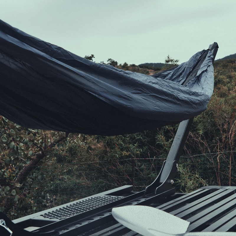 Hamak dachowy do samochodu SUV – Camping Hammock recenzja i cena