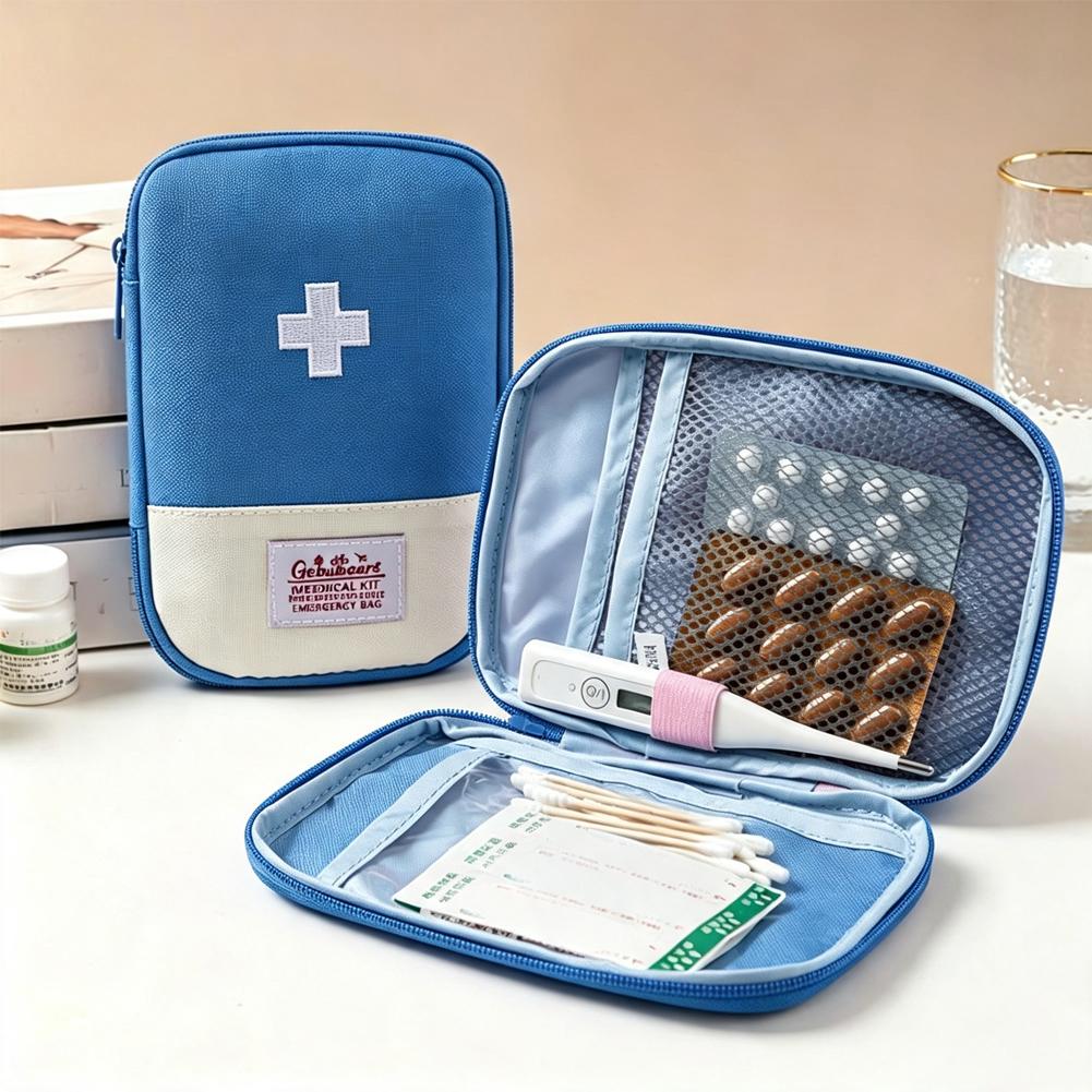 Duża, przenośna torba na aptec – First Aid Kit Camping recenzja i cena